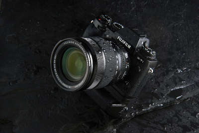 Цифровая фотокамера Fujifilm X-T1 Black kit (18-135 мм f/3.5-5.6)