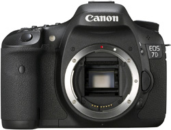 Цифровая фотокамера Canon EOS-7D Body