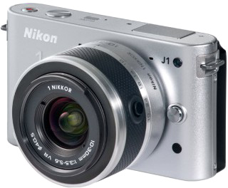 Цифровая фотокамера Nikon 1 J1 Silver Kit (10-30 мм f/3.5-5.6 VR)