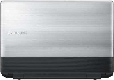 Ноутбук Samsung NP300E5C-U06 15.6" HD/i5-3210M/4/ 320/ GT620 1G/Multi/ WF/BT/CAM/ W7HB