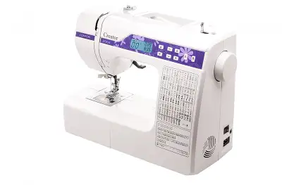 Швейная машина Comfort 200A белый
