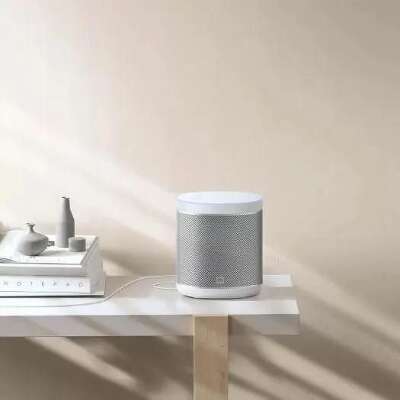Умная колонка Xiaomi Mi Smart Speaker L09G Маруся серебристый/белый 12W 1.0 BT/USB (QBH4221RU)