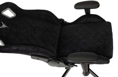 Кресло игровое Knight Outrider черный Light-20 с подголов. крестов. металл