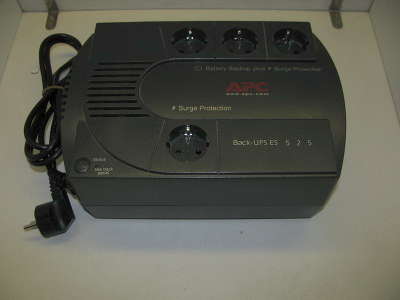 Источник питания Back UPS BE525-RS 525 VA APC (товар уценен)