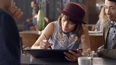 Графический планшет Wacom Cintiq Companion 256 ГБ [DTH-W1300L-2]