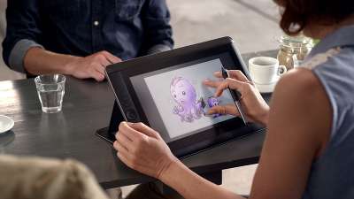 Графический планшет Wacom Cintiq Companion 256 ГБ [DTH-W1300L-2]