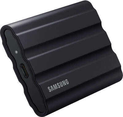 Внешние HDD и SSD/ Samsung External SSD T7 Shield, 1TB, Type C-to-C/A, USB 3.2 Gen2, R/W 1050/1000MB/s, IP65, 88x59x13mm, 98g, Black (12 мес.)
