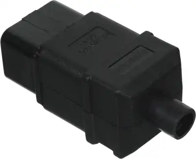 Вилка Hyperline CON-IEC320C20 (упак.:1шт) 1м черный