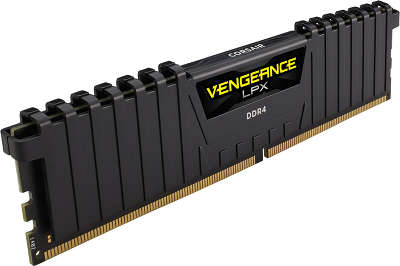 Модуль памяти Corsair Vengeance LPX [CMK64GX4M4C3000C15] 64 ГБ