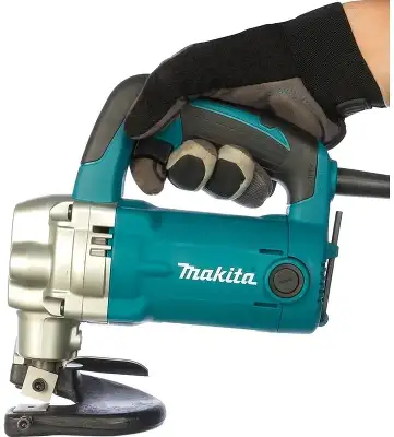 Листовые ножницы Makita JS3201J 710Вт 1600ходов/мин от электросети (кейс в комплекте)