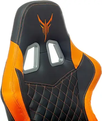 Кресло игровое Knight ARMOR черный/оранжевый ромбик эко.кожа с подголов. крестов. металл