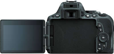 Цифровая фотокамера Nikon D5500 Body