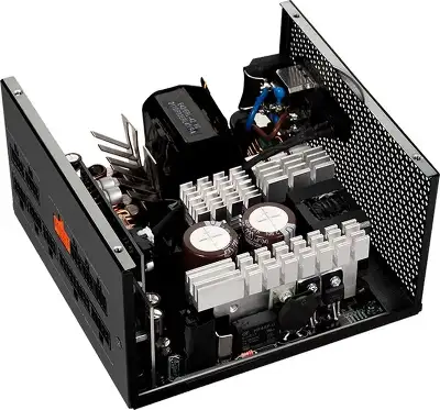 Блок питания PcCooler ATX 750W YN750 80+ gold (20+4pin) APFC 135mm fan 6xSATA Cab Manag RTL