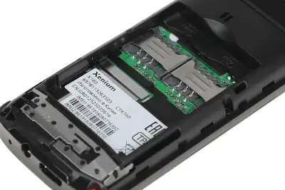 Мобильный телефон Xenium X160, черный