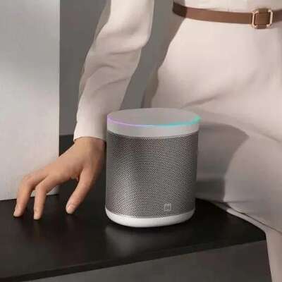 Умная колонка Xiaomi Mi Smart Speaker L09G Маруся серебристый/белый 12W 1.0 BT/USB (QBH4221RU)