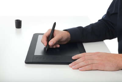 Графический планшет Wacom Intuos 5 Touch L Pen &Touch [PTH-850-RU]