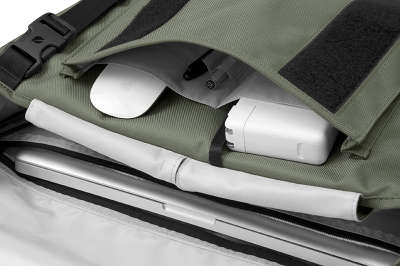 Сумка Incase Range Messenger для MacBook 15