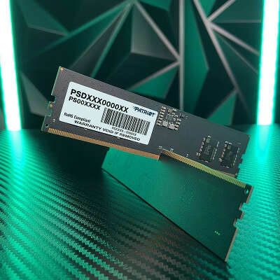Модуль памяти DDR5 UDIMM 16Gb DDR5600 Patriot Memory Signature Line (PSD516G560081)