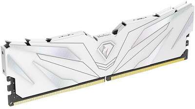 Модуль памяти DDR4 Netac Shadow II 8GB 3600MHz CL18 1.35V / NTSWD4P36SP-08W / White / with radiator