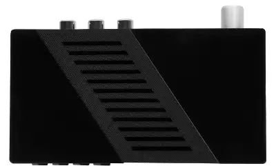 Цифровая ТВ-приставка Starwind CT-140 черный