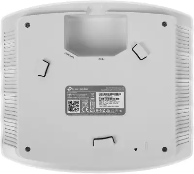 Точка доступа TP-Link EAP225 AC1350 10/100/1000BASE-TX белый