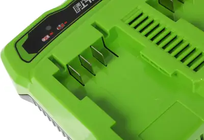 Зарядное устройство Greenworks G24X2UC2 (2931907)