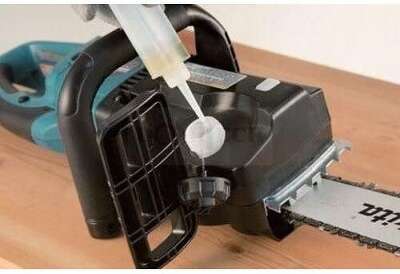 Цепная пила Makita UC4050A от сети 2000Вт дл.шины:16" (40cm)