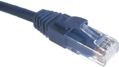 Коммутационный шнур NIKOMAX U/UTP 4 пары, Кат.5е (Класс D), 100МГц, 2хRJ45/8P8C, T568B, заливной, с защитой защелки, многожильный, BC (чистая медь), 24AWG (7х0,205мм), поливинилхлорид, синий, 0,5м