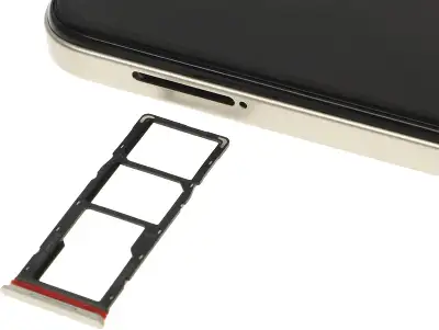 Смартфон Itel A667LP A50 64Gb 3Gb золотистый моноблок 3G 4G 2Sim 6.6" 720x1612 Android 14 8Mpix 802.11 b/g/n GPS GSM900/1800 GSM1900 A-GPS microSD max512Gb