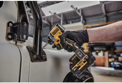 Шуруповерт DeWalt DCF850N-XJ аккум. патрон:шестигр.1/4"