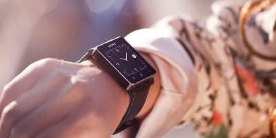 Микродисплей Sony SW2 SmartWatch