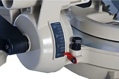 Торцовочная пила Makita LS1040N 1650Вт 4600об/мин d=260мм