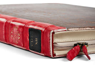 Кожаный чехол TwelveSouth BookBook для ноутбука 17'', черный [12-1005]