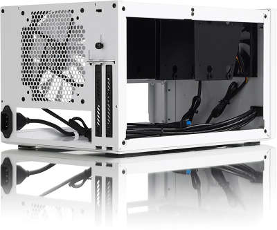 Корпус Fractal Design Node 304 белый w/o PSU miniITX