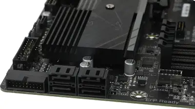 Материнская плата Gigabyte B650M AORUS ELITE Socket AM5 AMD B650 mATX AC`97 8ch(7.1) 2.5Gg RAID+HDMI+DP