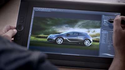 Графический планшет Wacom Cintiq Companion 256 ГБ [DTH-W1300L-2]