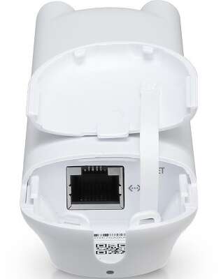 Точка доступа Ubiquiti UniFi UAP-AC-M-EU AC1200 10/100/1000BASE-TX белый