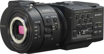 Камкордер Sony NEX-FS700