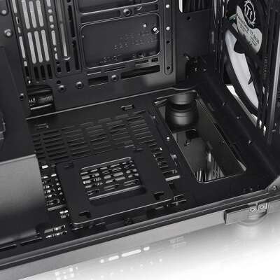 Корпус Thermaltake Level 20 GT RGB Plus, серебристый, ATX, Без БП (CA-1K9-00F1WN-01)