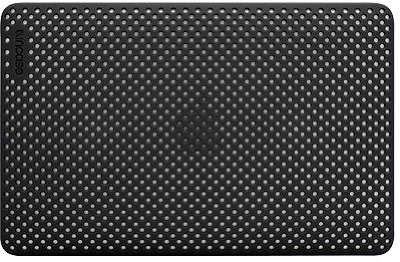 Перфорированный чехол Incase для MacBook Air 11'', черный [cl57886]