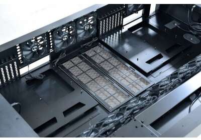 Корпус LIAN-LI DESK, черный, EATX, Без БП (DK-05FX)