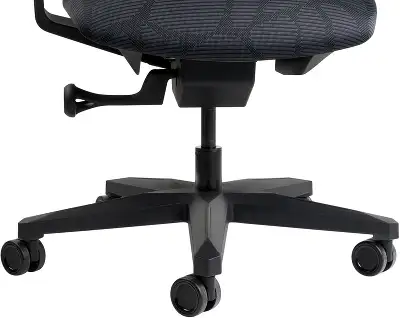 Кресло игровое GMNG GG-CH110B черный сиденье черный сетка/ткань с подголов. крестов. пластик черный пластик черный