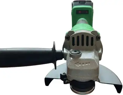 Углошлифовальная машина Zitrek AG 20 Pro 8000об/мин рез.шпин.:M14 d=125мм жестк.кейс (063-4066)