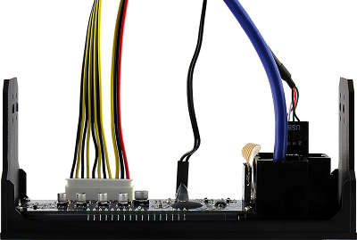 Контроллер вентиляторов Aerocool Cool Touch-R, чёрный , 1 x USB 3.0, карт-ридер, сенсорный, до 4-х вентиляторо