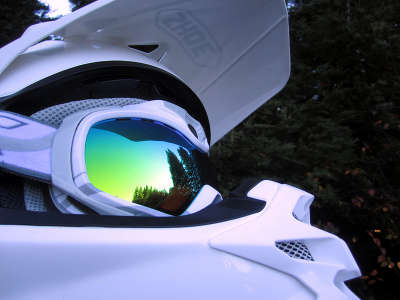 Видеомаска Liquid Image LIC339BLK Snow Goggle Apex Series 1080P HD + WiFi белая