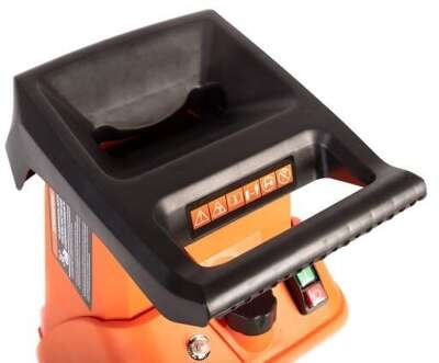 Измельчитель садовый PATRIOT PT SE24 [732304620] {Мощность дв. 2400Вт; 220В; скорость вращения 4500об/мин; макс. диаметр измельчения 40мм}