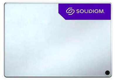 Твердотельный накопитель Solidigm SSD 2.5