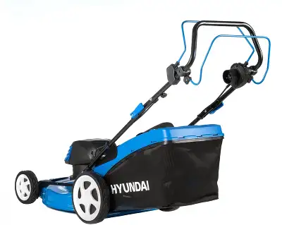 Газонокосилка роторная Hyundai LE 4620S 1800Вт
