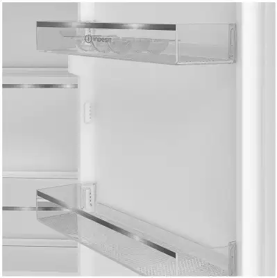 Холодильник Indesit IBD 18 2-хкамерн. белый (869891700010)
