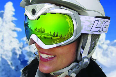 Видеомаска Liquid Image LIC339BLK Snow Goggle Apex Series 1080P HD + WiFi белая